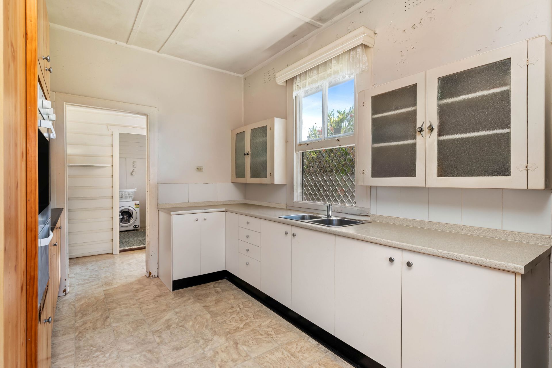 11 Lake Road, Swansea NSW, Swansea - Thumbnail 3