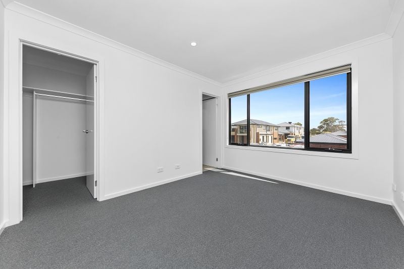 1 Nyon Walk, Wollert