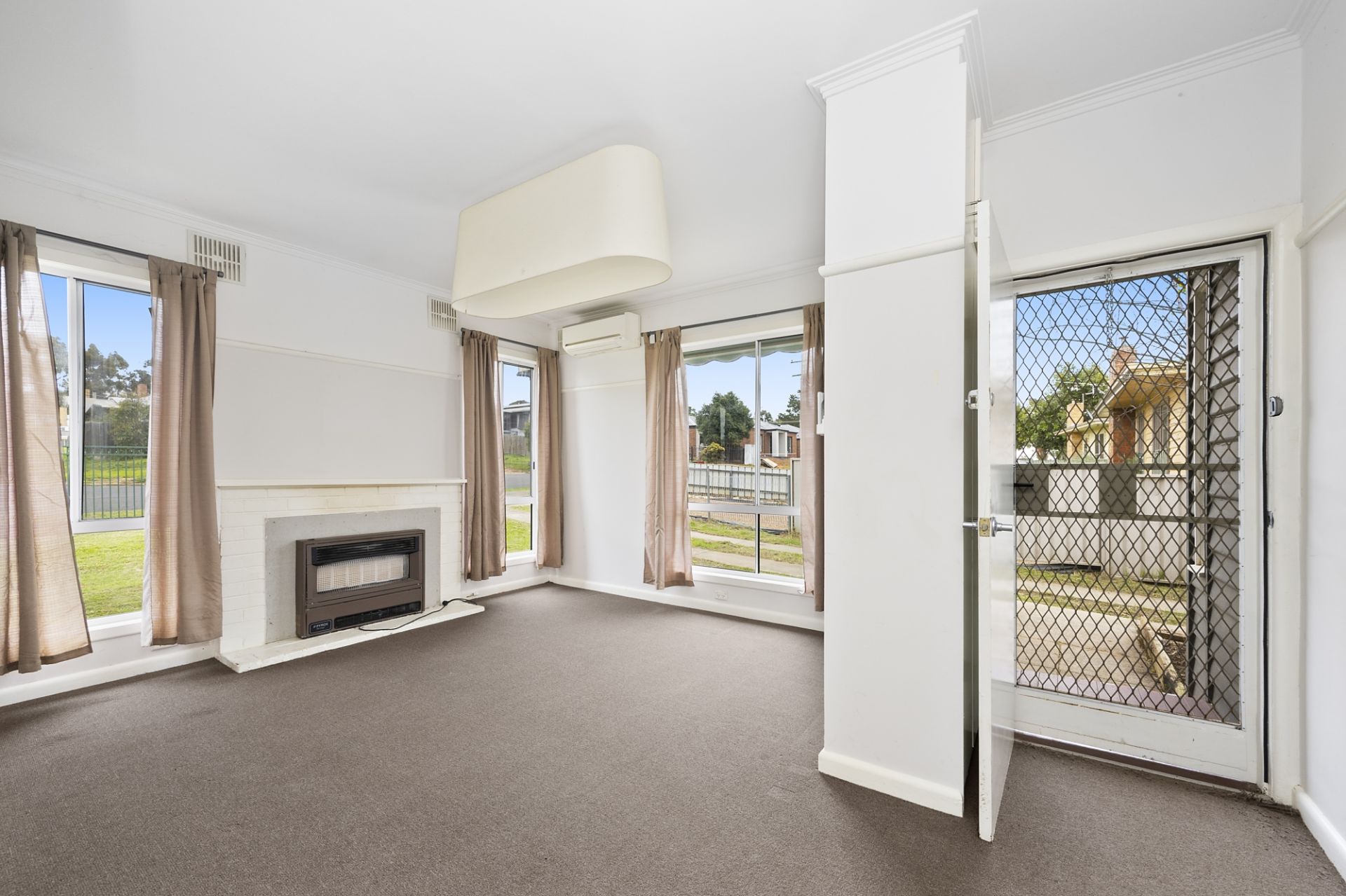 35 Spring Street, Maryborough - Thumbnail 3