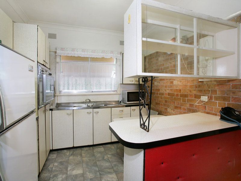 22 Clio Street, SUTHERLAND, Sutherland - Thumbnail 3