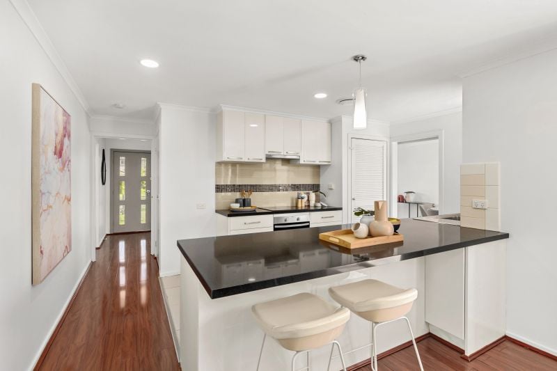 120 Prince of Wales Avenue, Mill Park