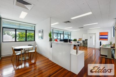 REFURBISHED 1ST FLOOR OFFICE WITH 5 CAR PARKS!