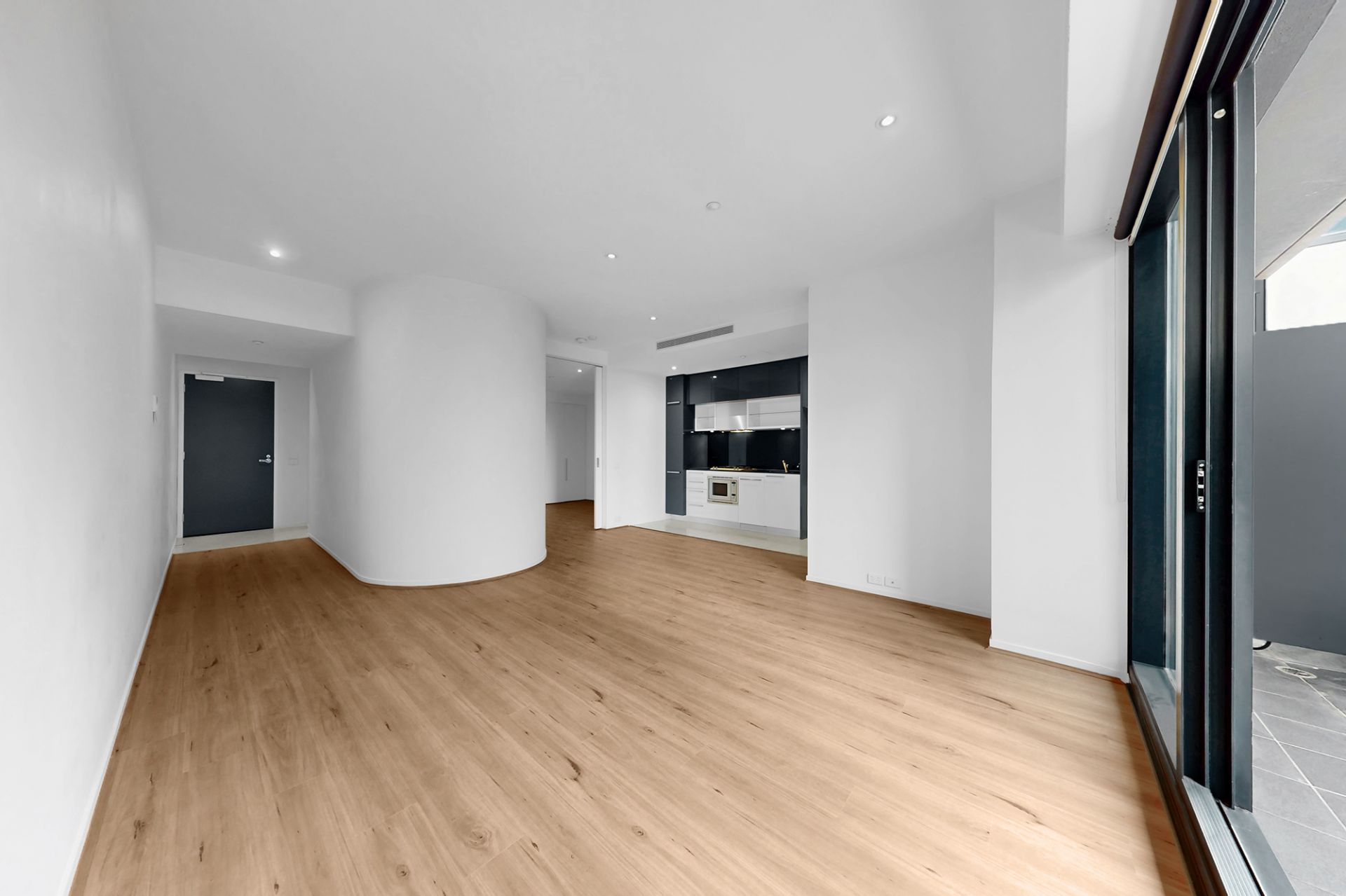 1303/7 Riverside Quay, Southbank - Thumbnail 8