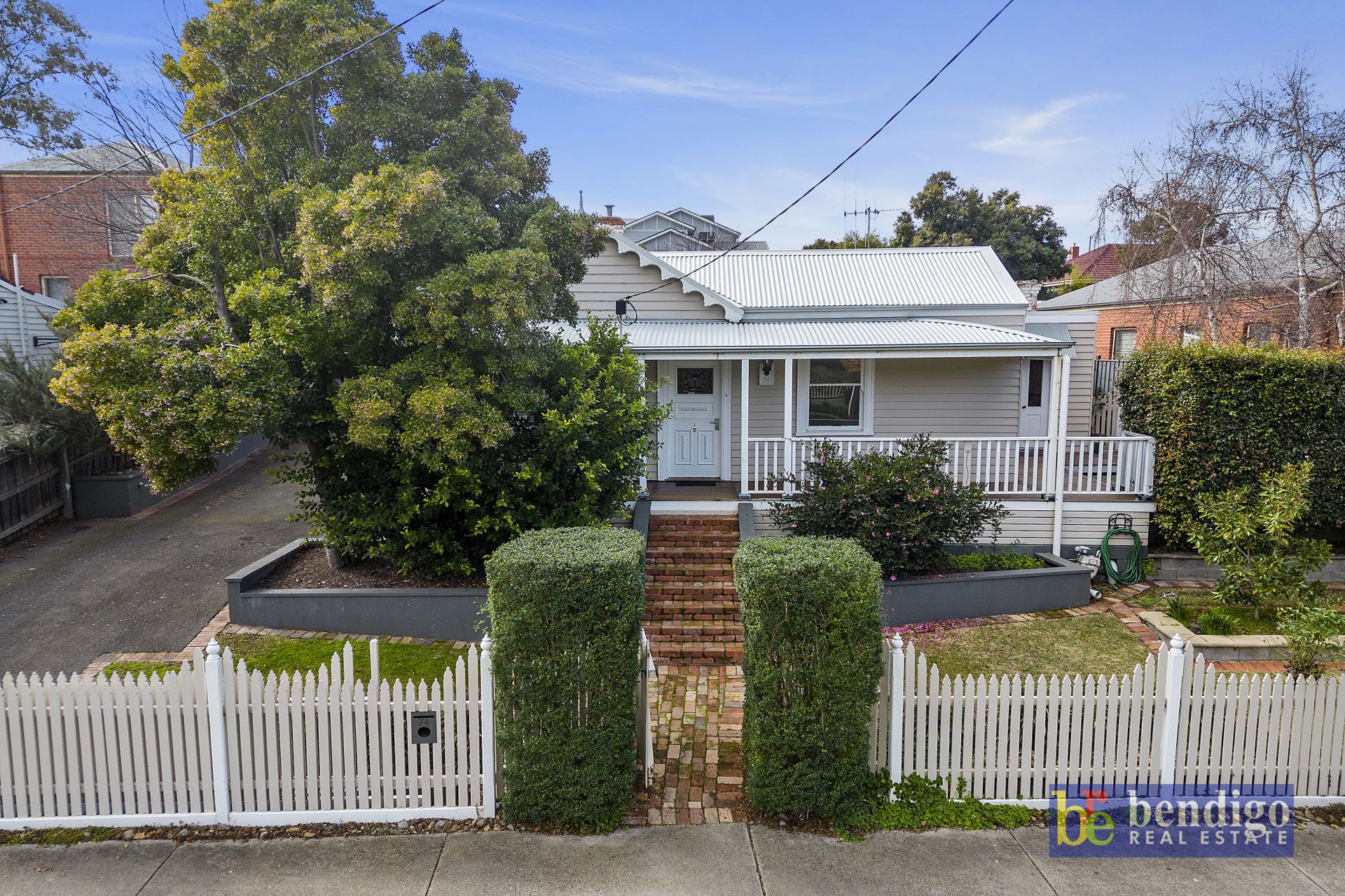 74 Old Violet Street Ironbark VIC, Ironbark - Thumbnail 2