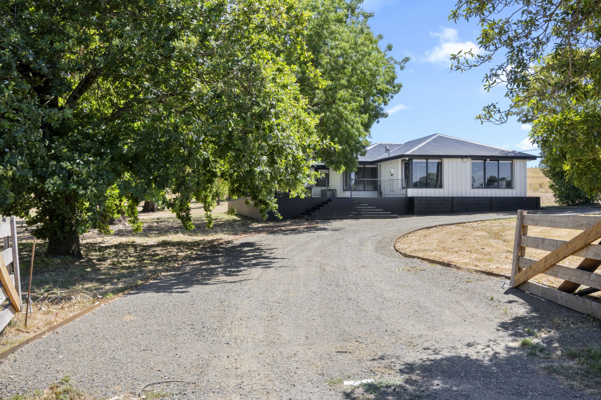 30 Smokeytown Road, Springmount