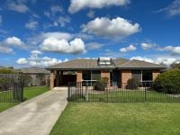 30 Callistemon Court, Lucknow VIC