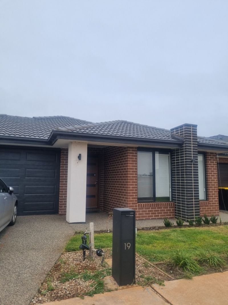 19 Makybe Street, Bonnie Brook - Thumbnail 2