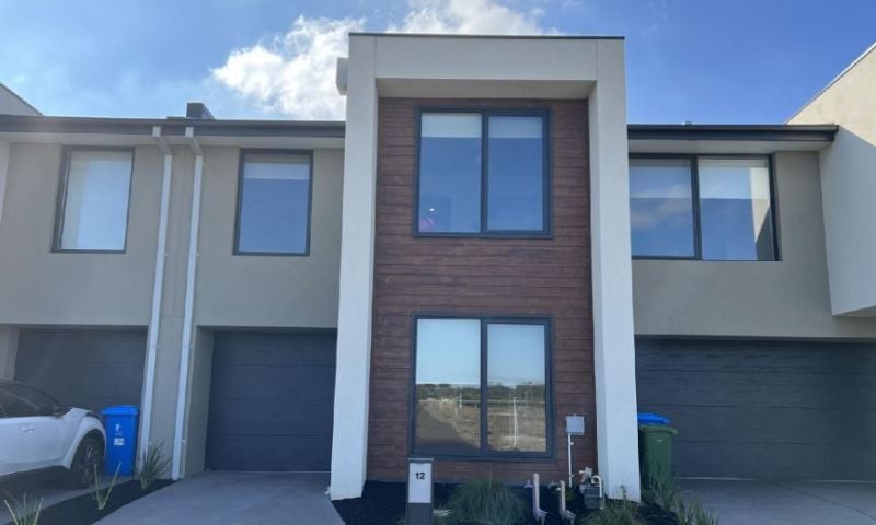 12 Apium Street, Clyde VIC, Clyde - Thumbnail 2