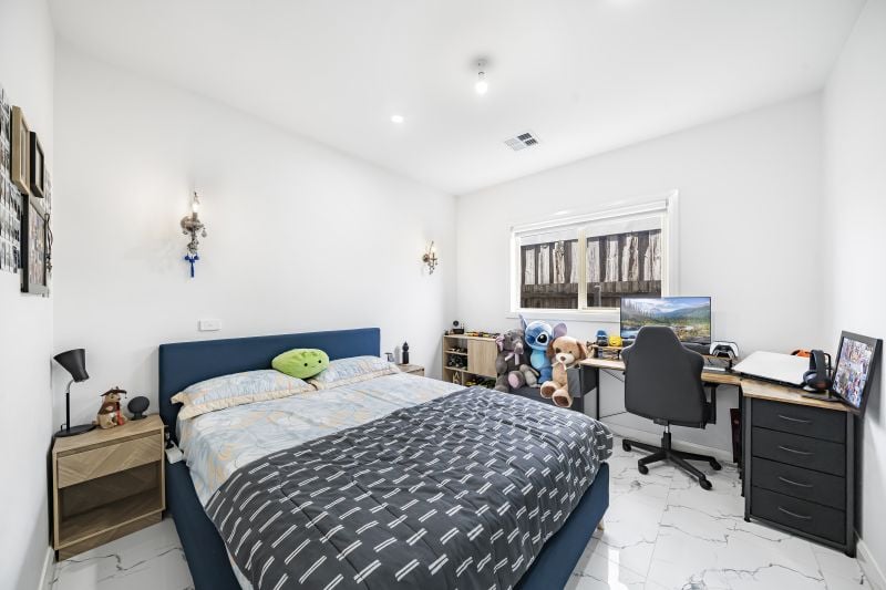 2B Luzon Court, Lalor