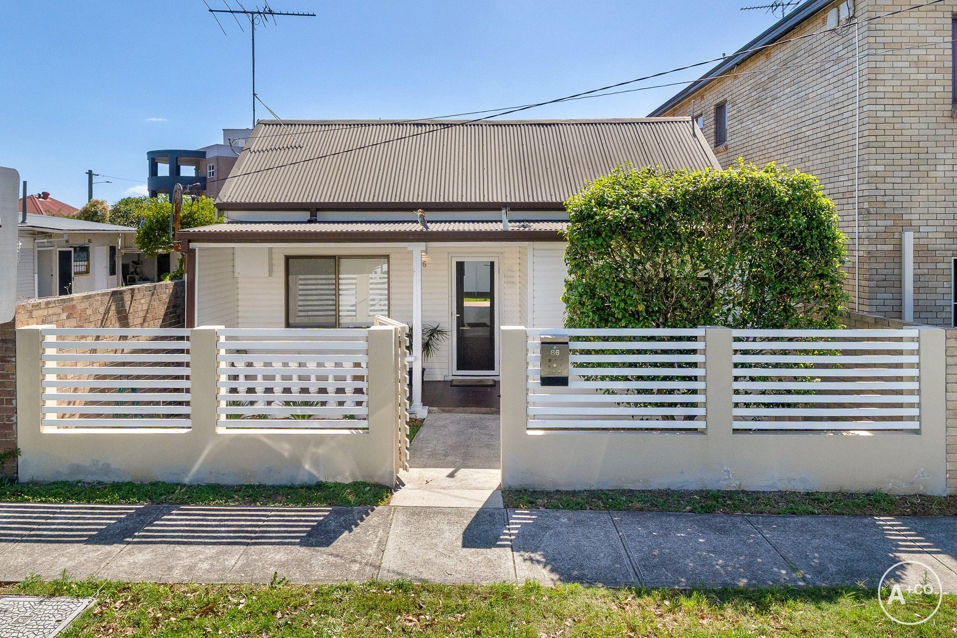 86 Hardie Street, Mascot - Image 1