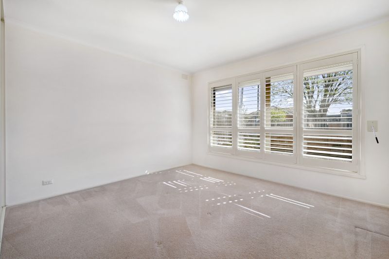 8 Stella Drive, Thomastown