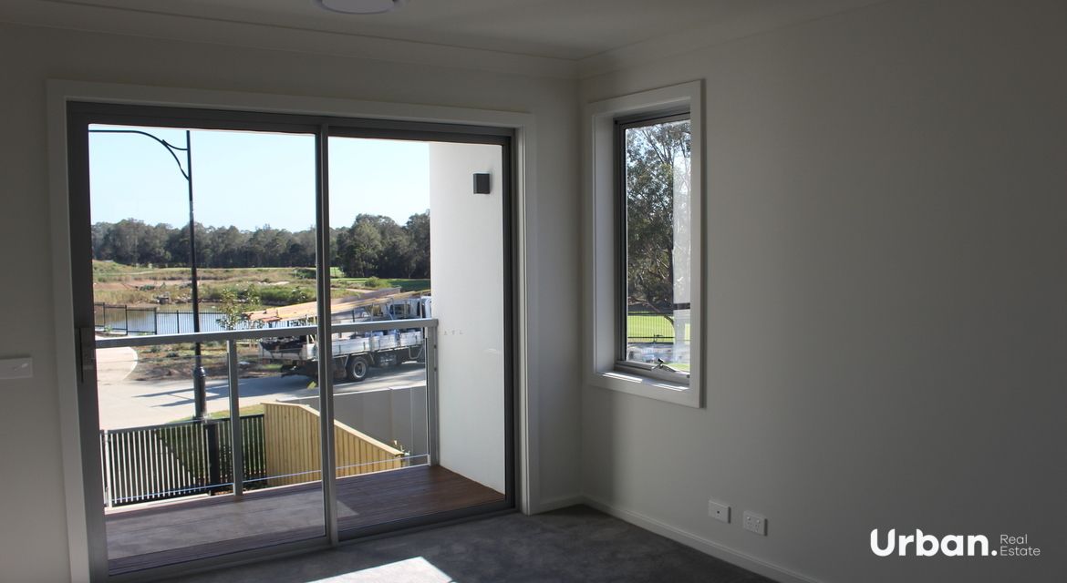 Moorebank 21 Hennessy Avenue