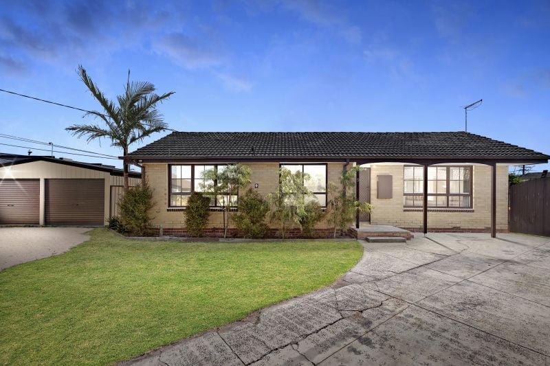 9 Begonia Court, Lalor