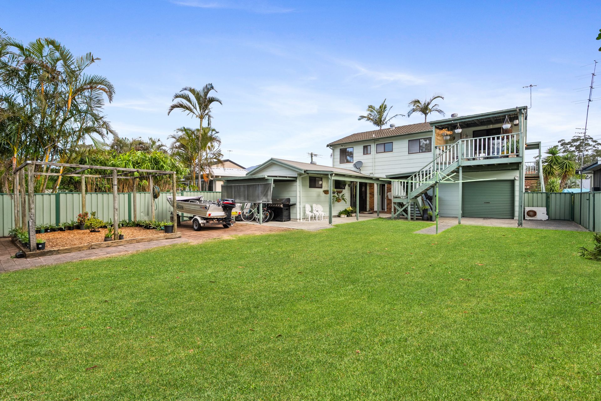 5 Black Swan Street, Berkeley Vale NSW