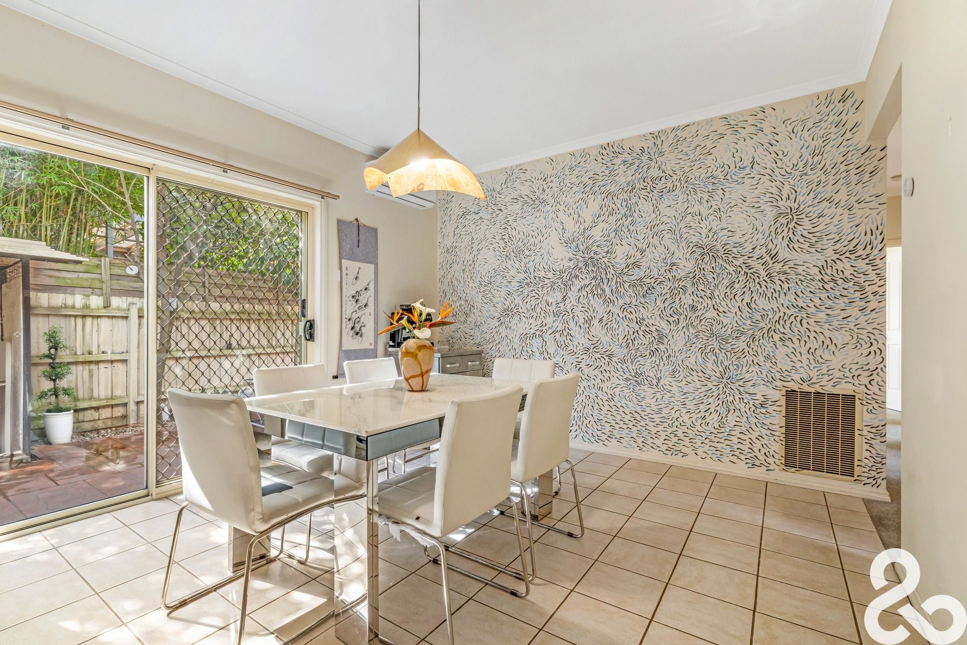 Spacious & Light-Filled Family Home