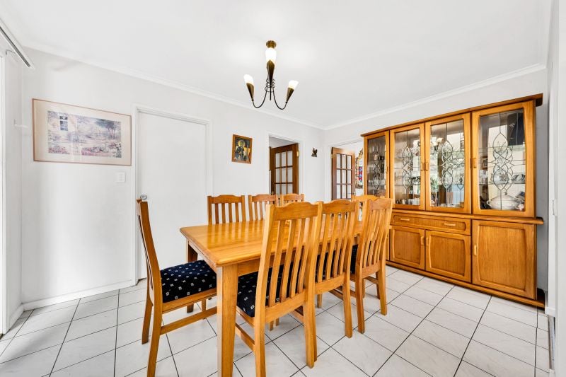 840 High Street, Epping