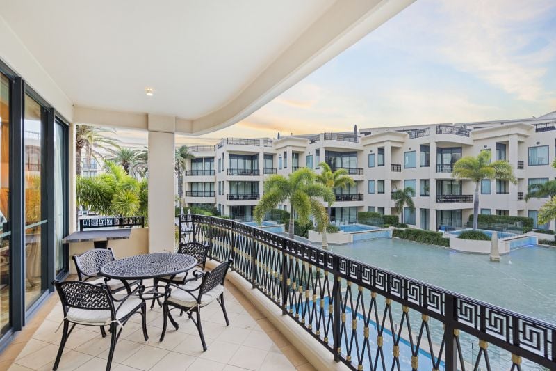 50/94 Sea World Drive, Main Beach - Thumbnail 4