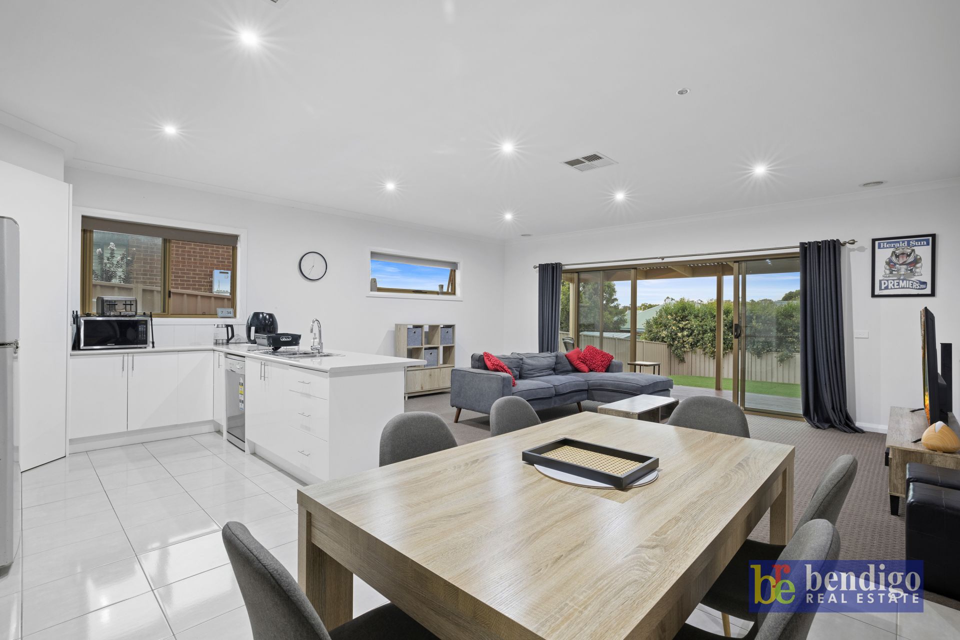 3B Alison Boulevard Epsom VIC, Epsom - Thumbnail 2