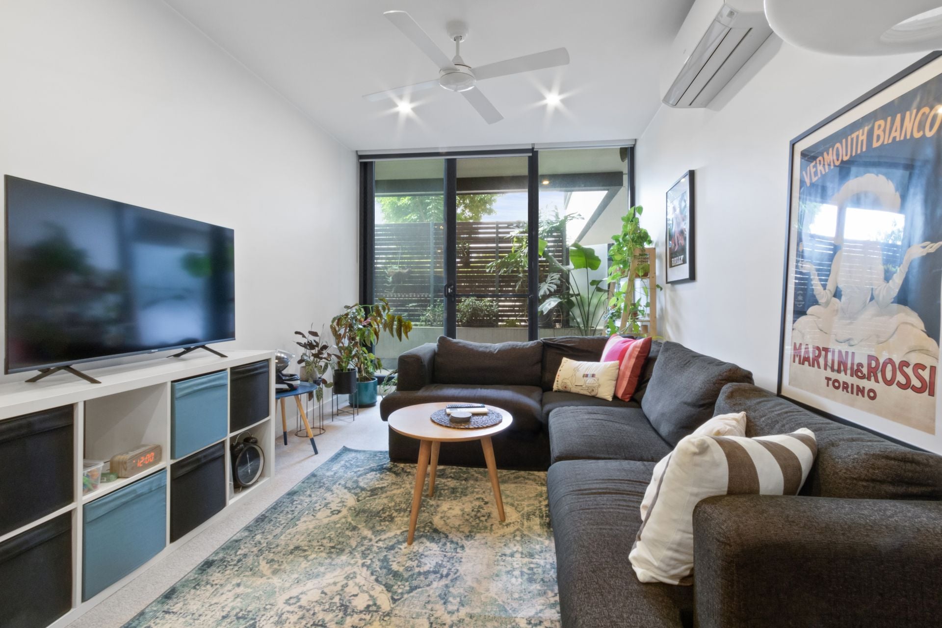 Modern 1 Bedroom Apartment in Vibrant Northcote