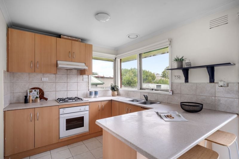 2 Hampton Court, Thomastown