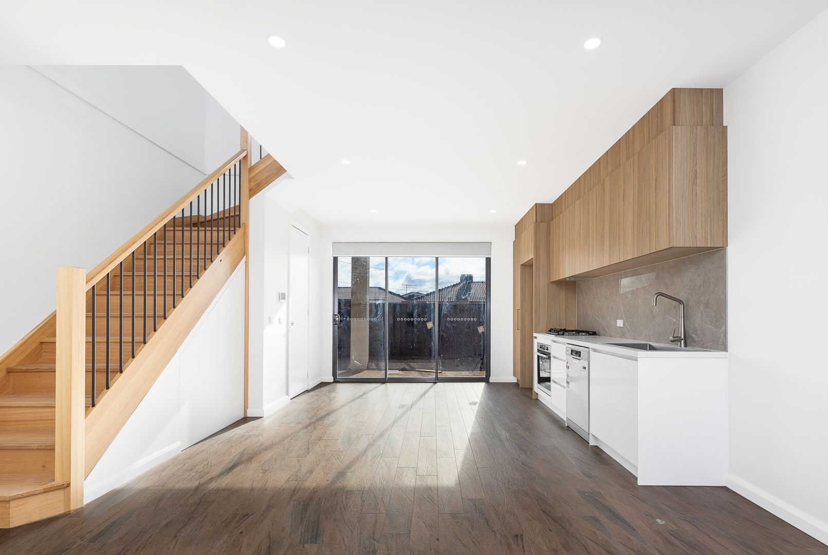 BRAND NEW 2 BEDROOM TOWNHOUSE