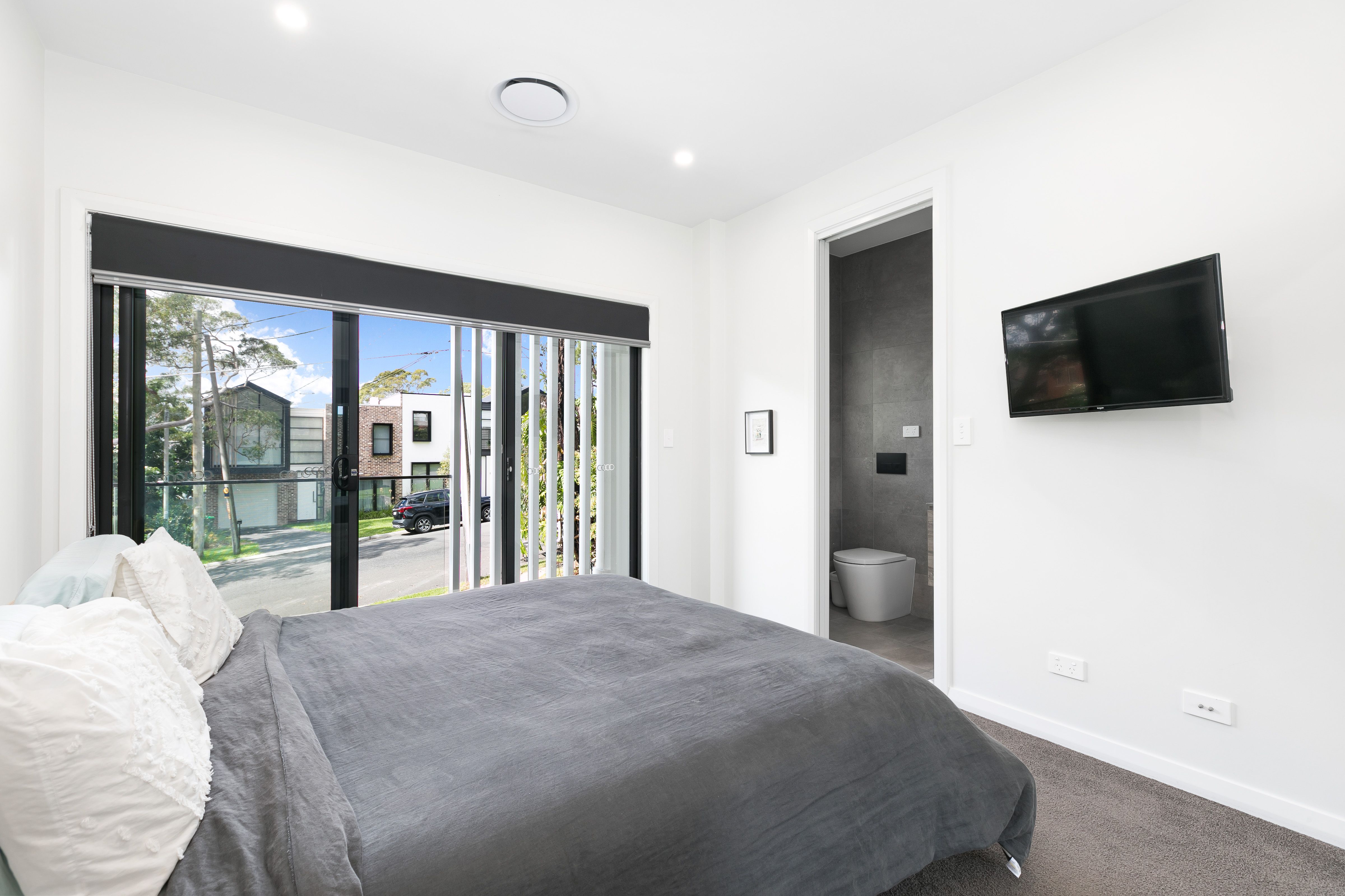 79 Jacaranda Road, CARINGBAH SOUTH, Caringbah South - Thumbnail 4