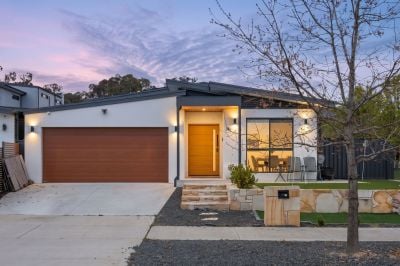 Throsby 14 Barramundi Street