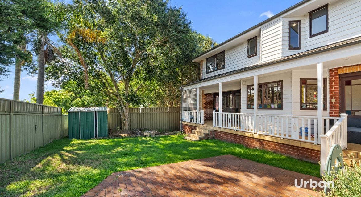 Glen Alpine 40 Nepean Towers Avenue