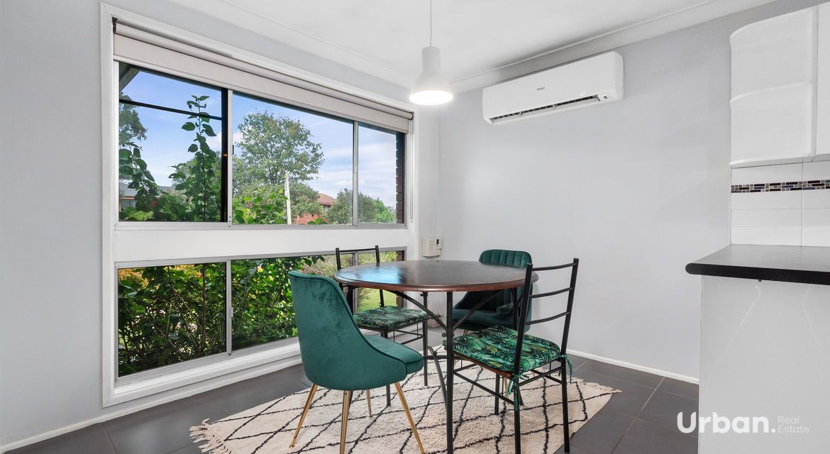 Windsor 8 Chisholm Place