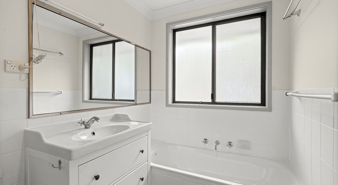 Riverstone 40 Oleander Crescent