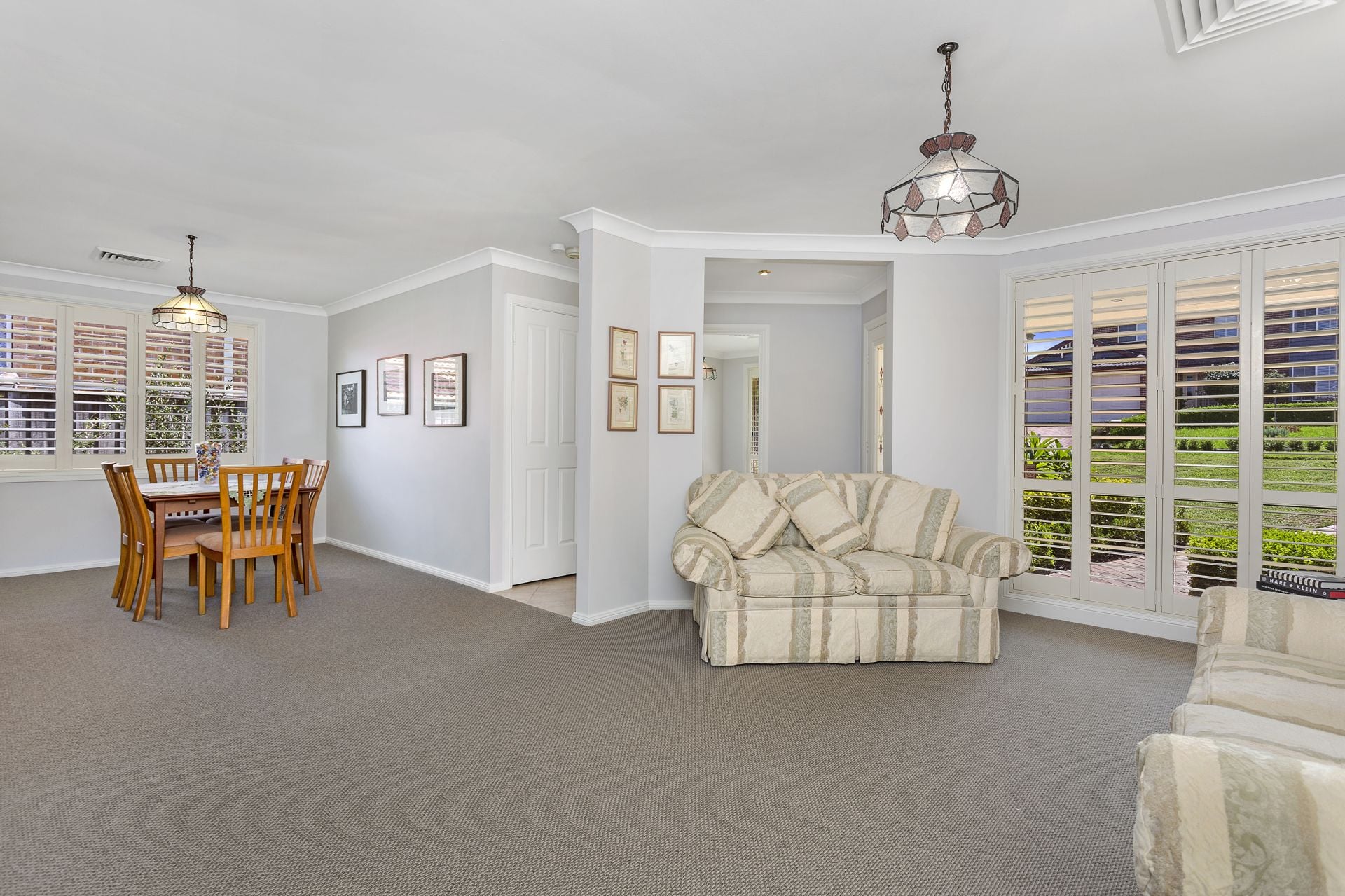 10 Ravensbourne Circuit Dural NSW, Dural - Thumbnail 4