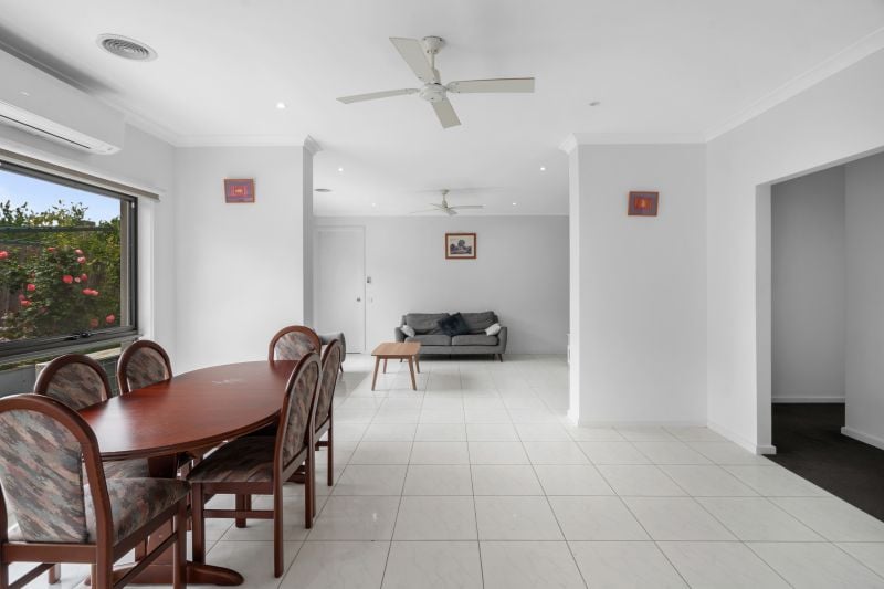 2 Broadleaf Drive, Epping