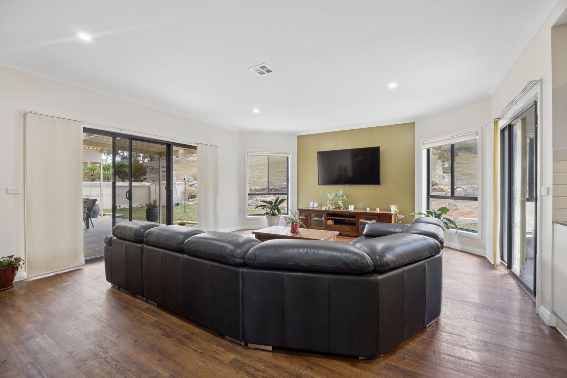 18 O'Malley Place Googong NSW, Googong - Thumbnail 5
