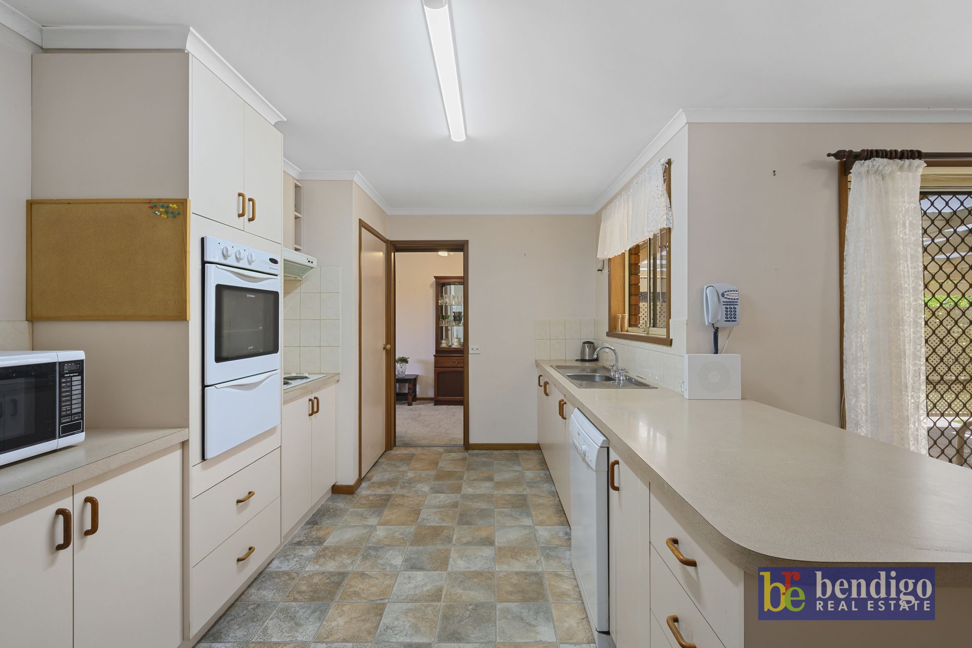 3 Bedford Court Golden Square VIC, Square - Thumbnail 4