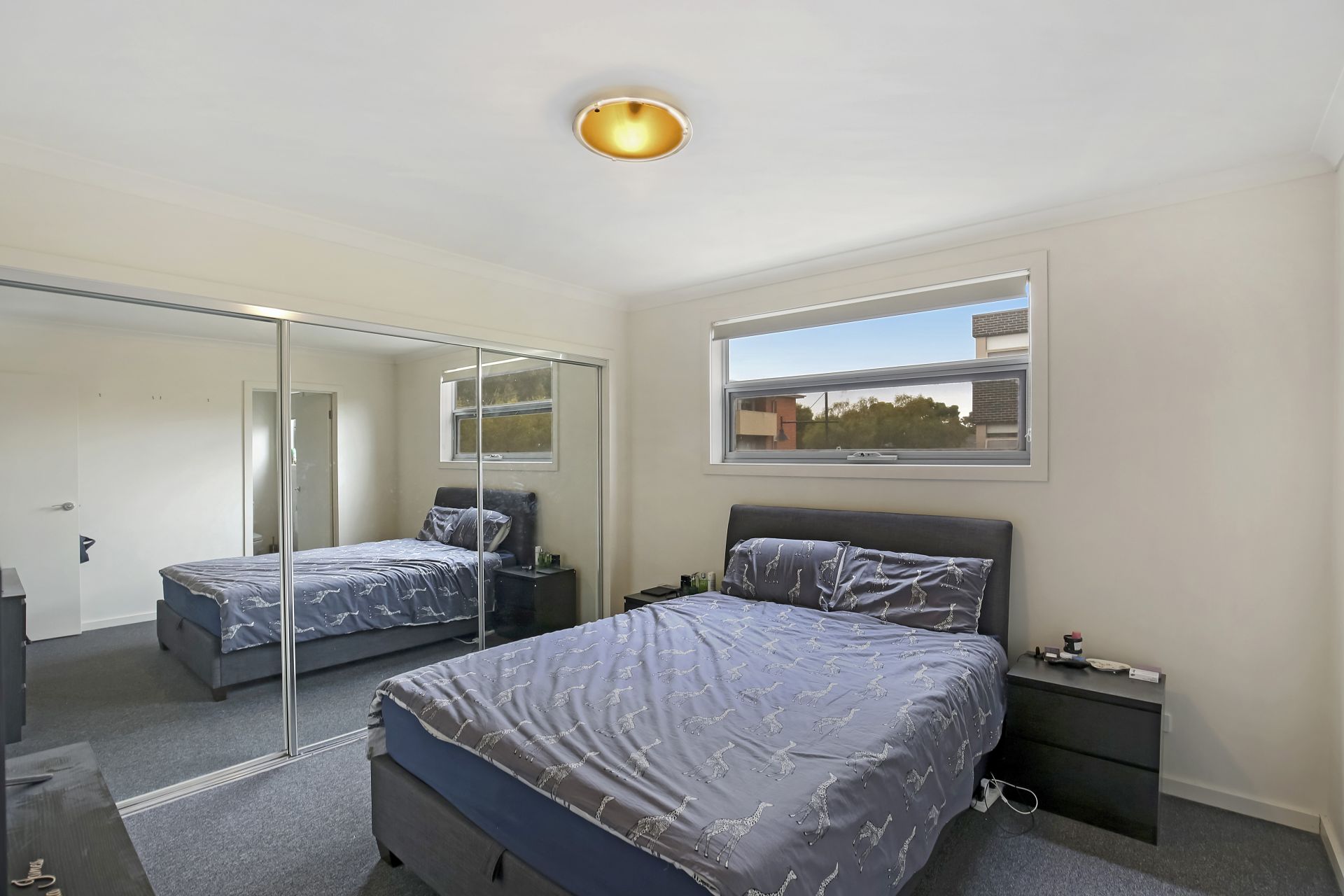 Townhouse Splendour in Mernda Villages
