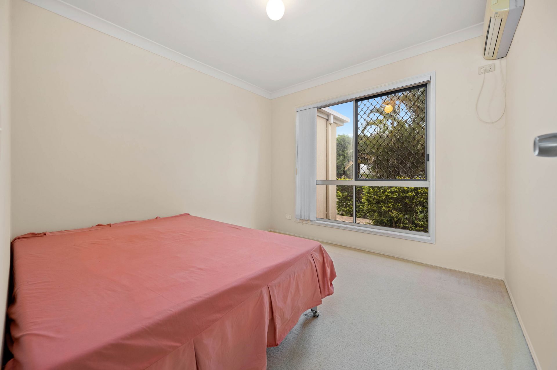 21 Lefroy Drive, Coombabah - Thumbnail 8