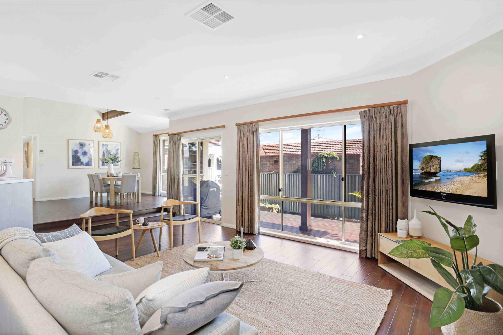 27 Jellicoe Street, CARINGBAH SOUTH, Caringbah South - Thumbnail 2