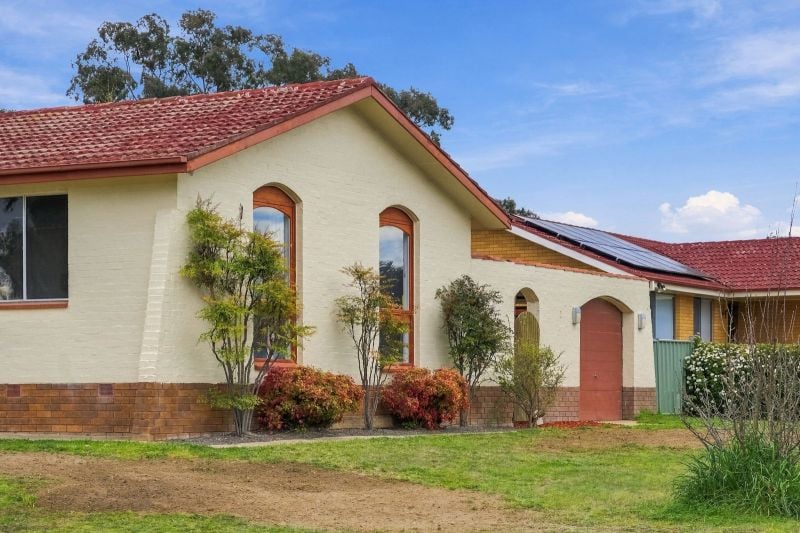 1 Axford Place, Kambah - Image 1