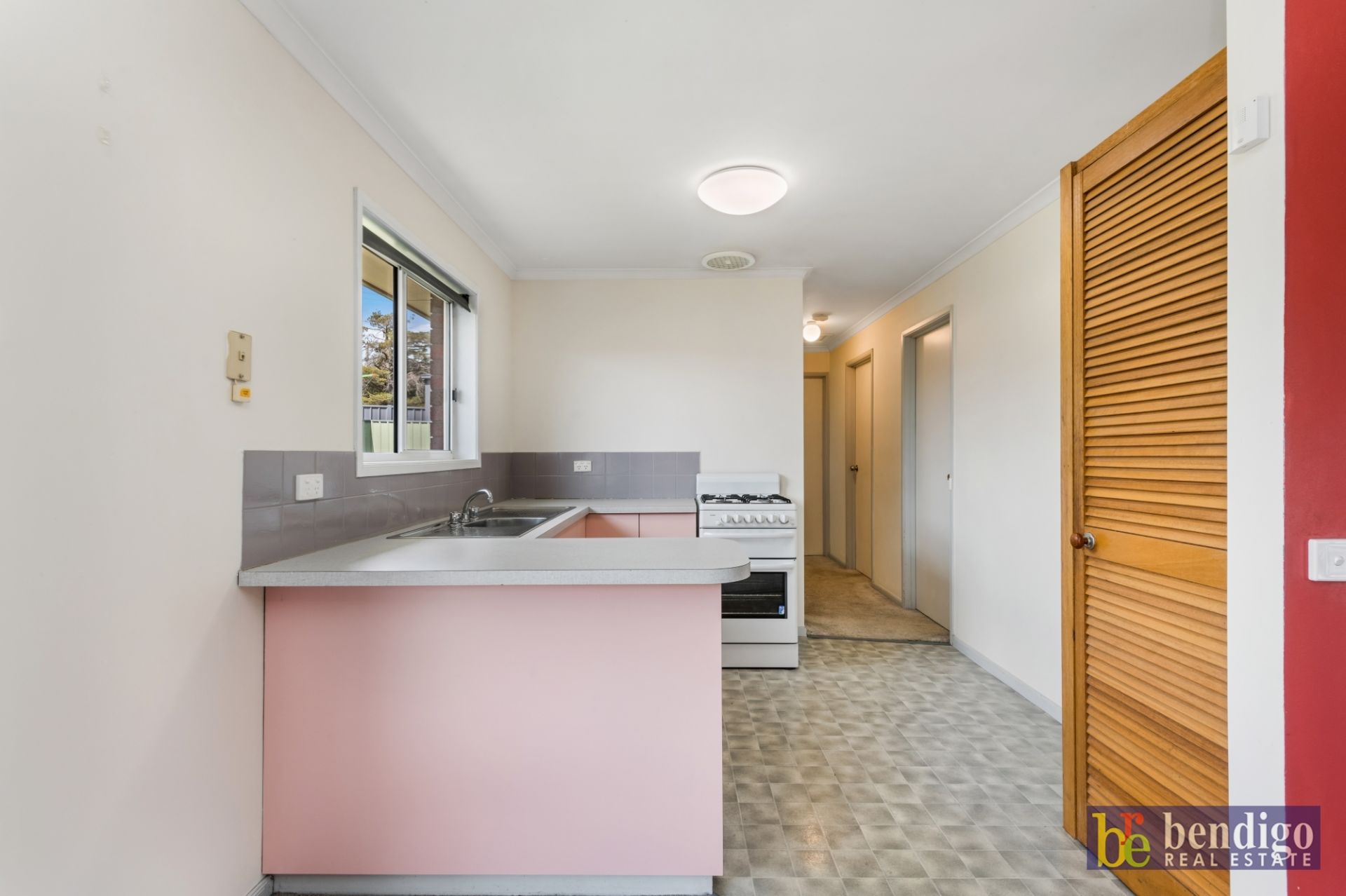 2/21 Poplar Street Golden Square VIC, Square - Thumbnail 4