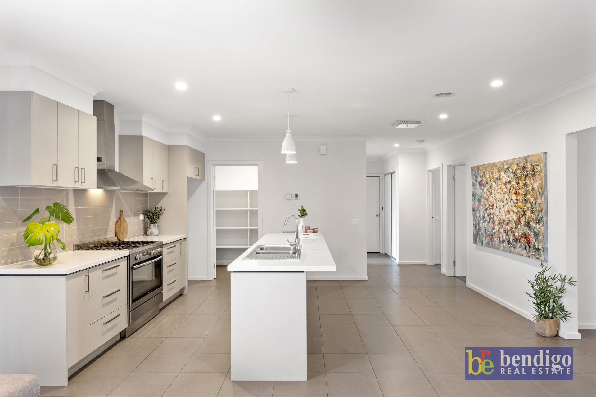146 Station Street Epsom VIC, Epsom - Thumbnail 4