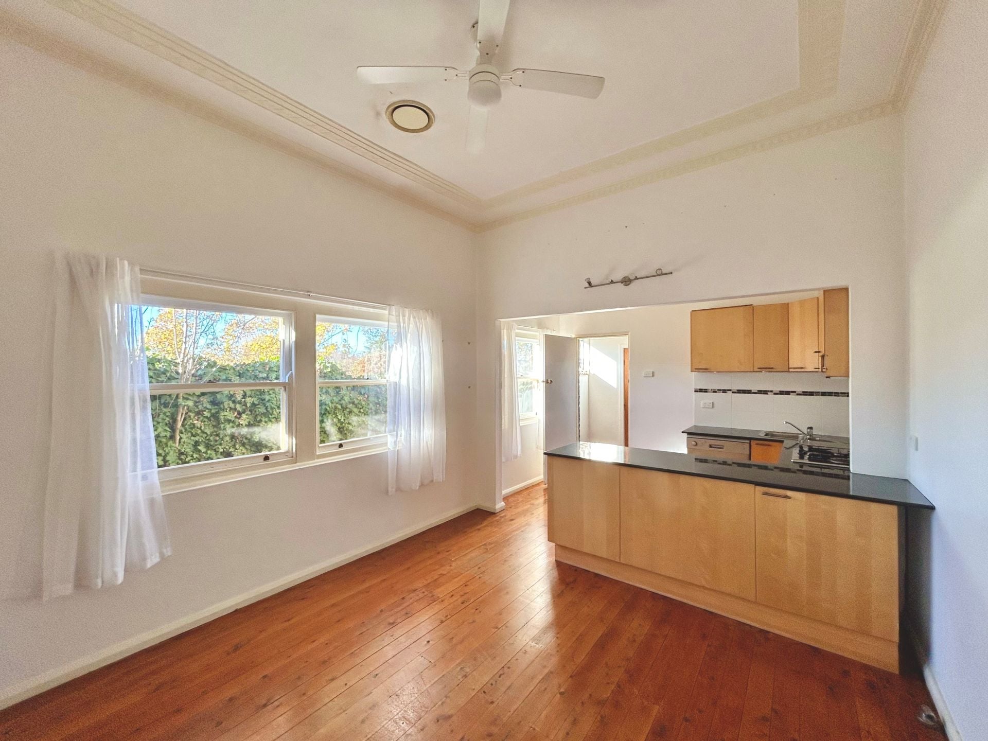 310 Lords Place Orange NSW, Orange - Thumbnail 2