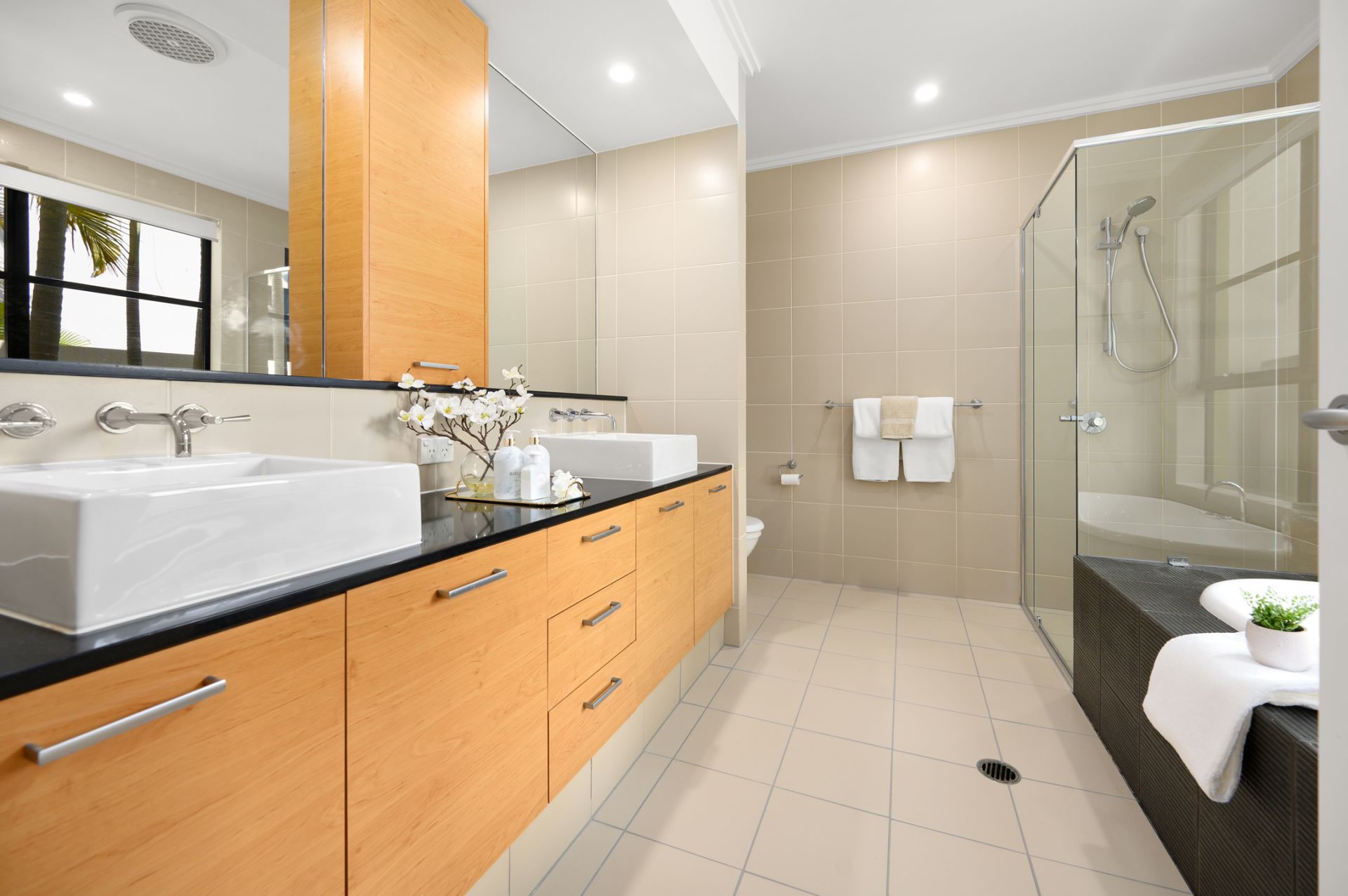 6025 Lucerne Circuit, Hope Island - Thumbnail 7