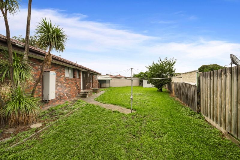 2 Hampton Court, Thomastown