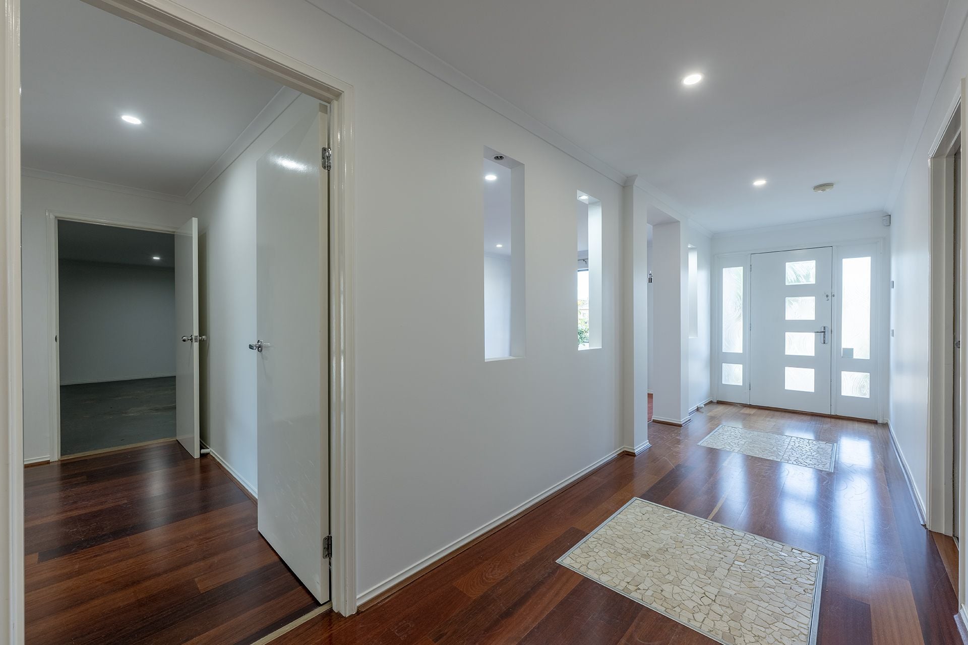 11 Burnett Street Horsham VIC, Horsham - Thumbnail 2