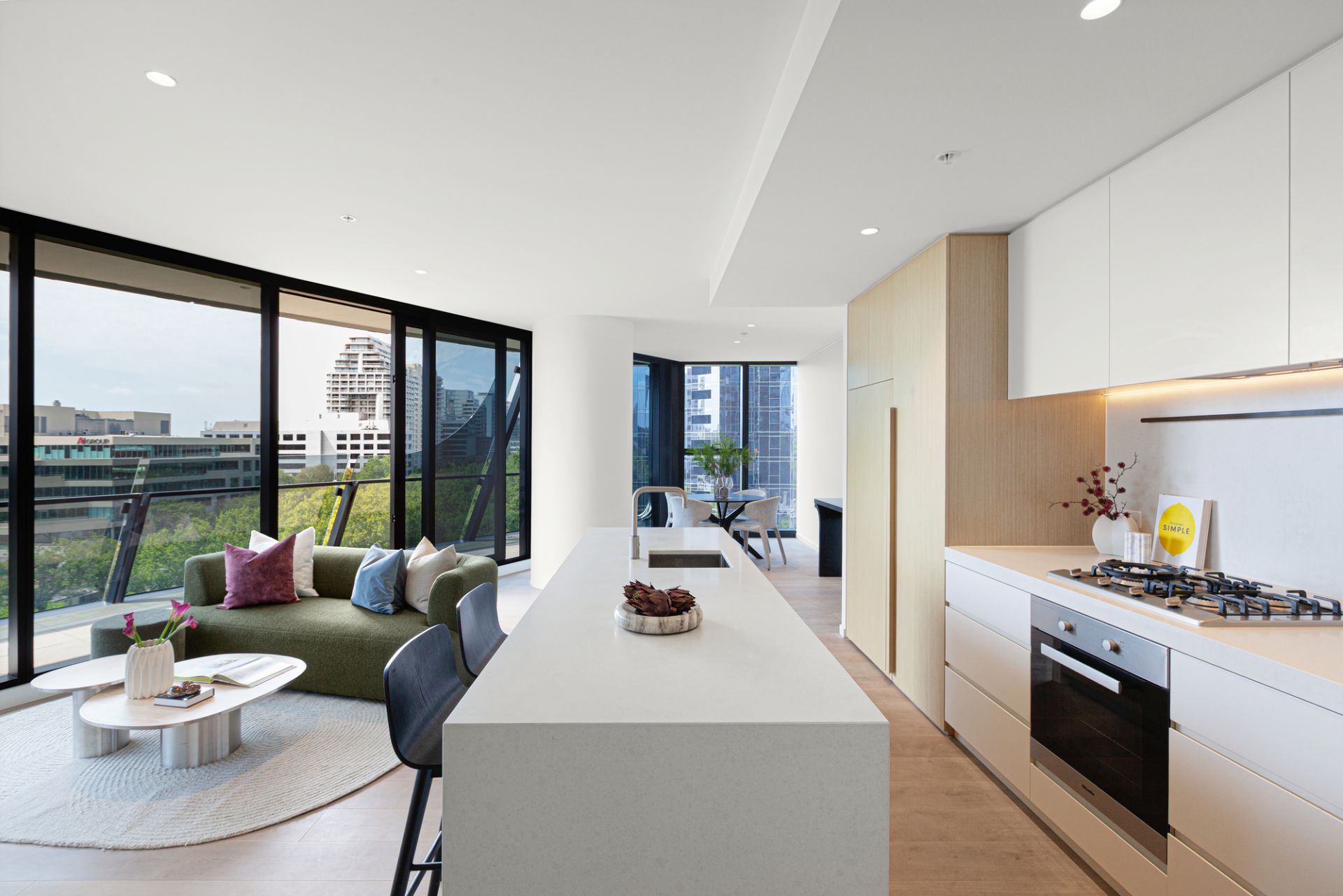 709/450 St Kilda Road, Melbourne, Melbourne - Thumbnail 2