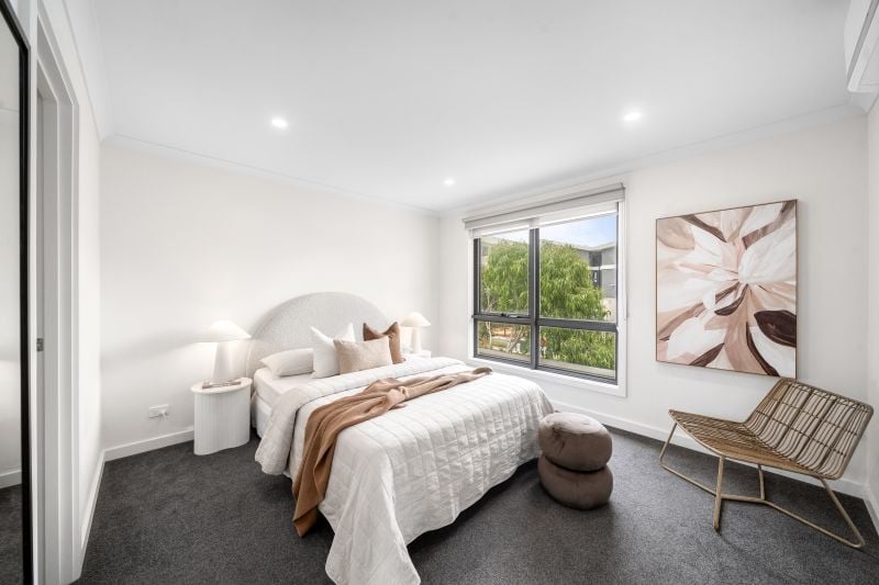 10/10 Crevelli Street, Reservoir