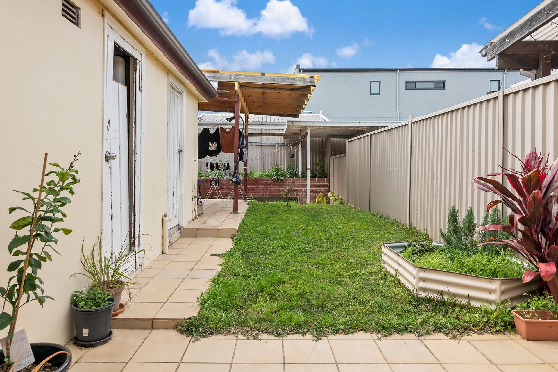 37 Dunmore Street North, Bexley, Bexley - Thumbnail 2