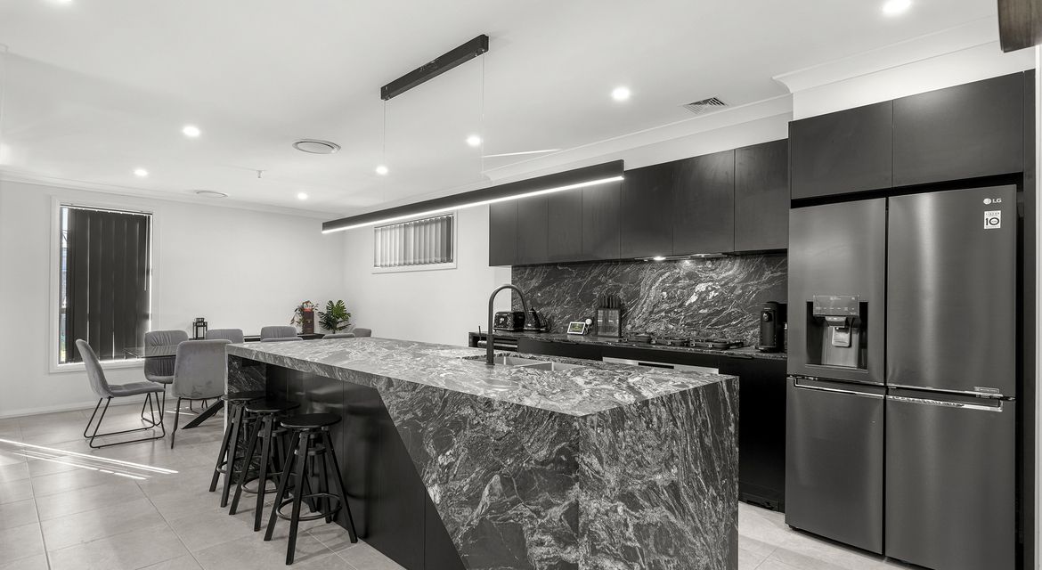 Austral 10 Crusader Street