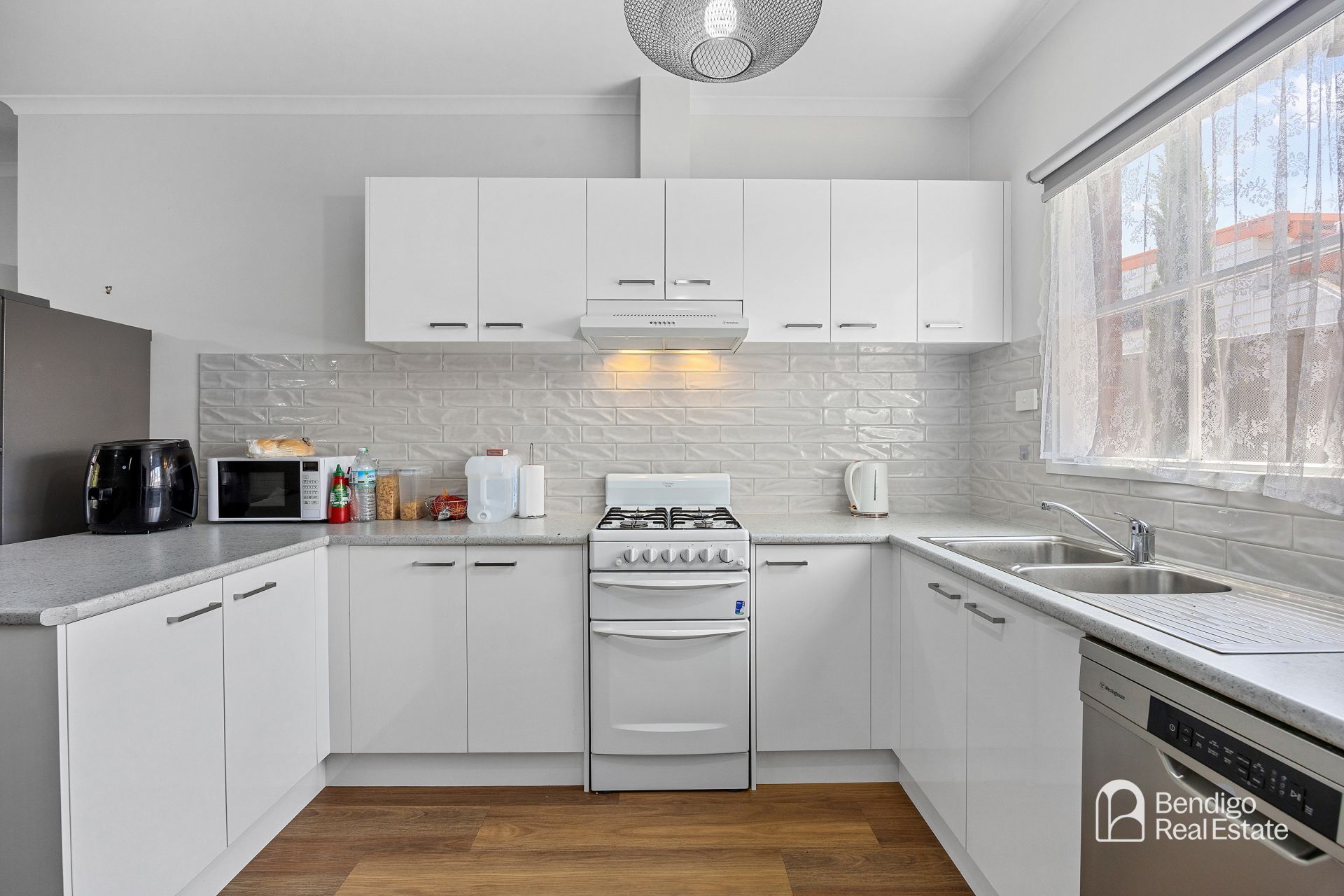 2/67 Carpenter Street Quarry Hill VIC, Hill - Thumbnail 6