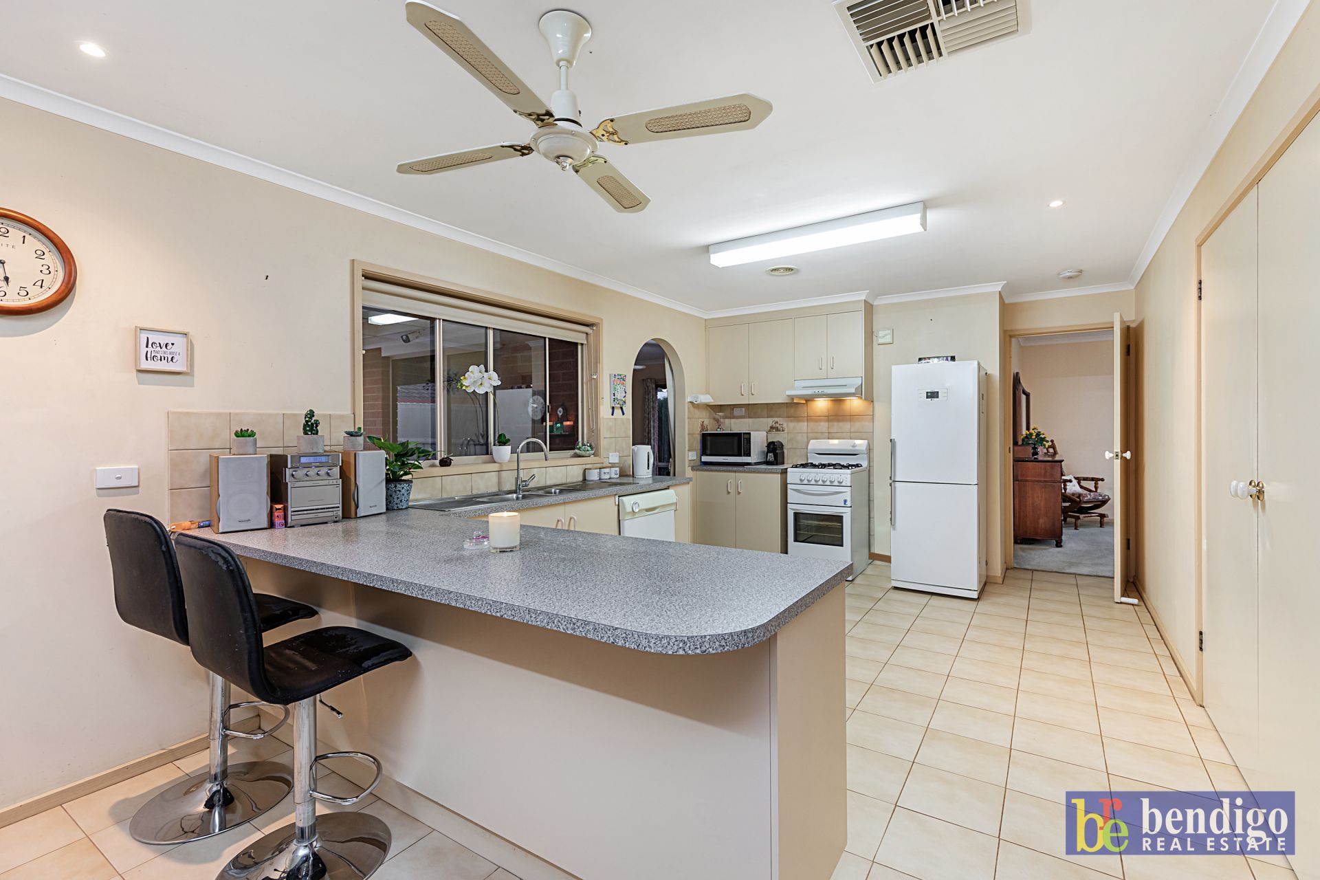 5 Wattle View Grove California Gully VIC, Gully - Thumbnail 4